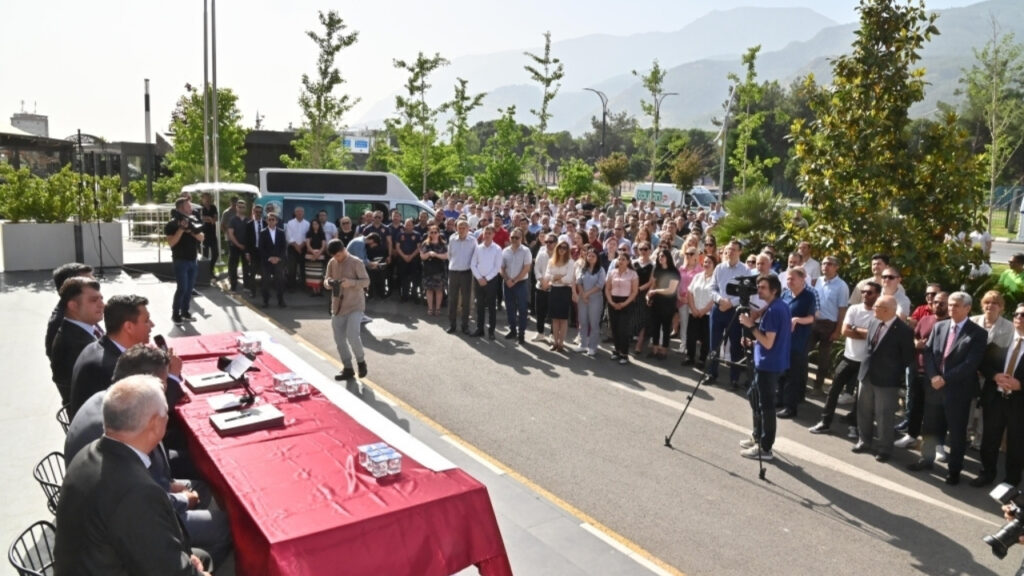 Manisa Büyükşehir Belediyesi Çalışanlarına Yüzde 120 Zam!